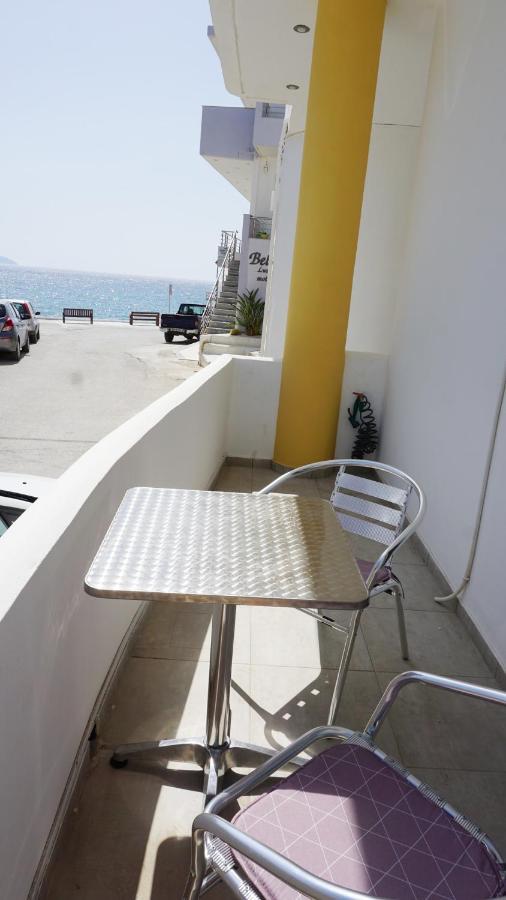 Seafront Apartment Kalamaki Exterior photo